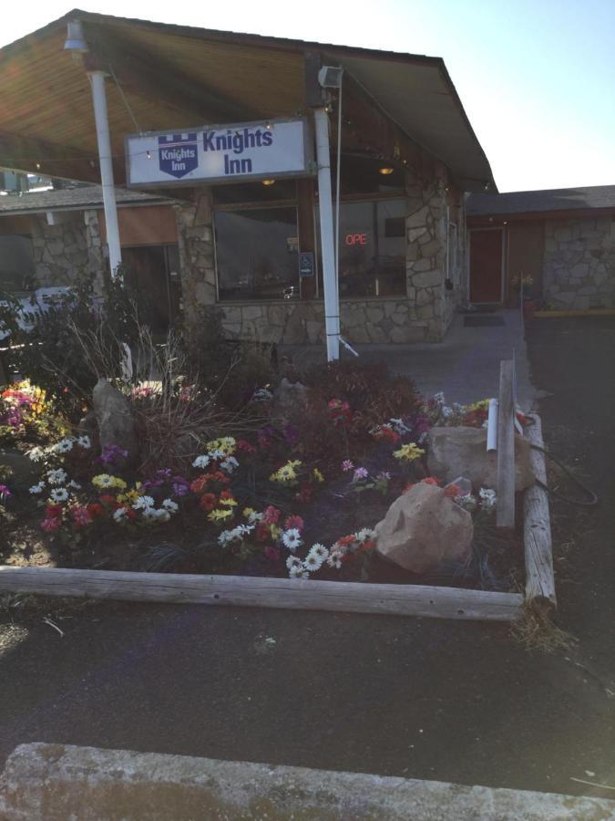 Knights Inn Boardman Exteriör bild